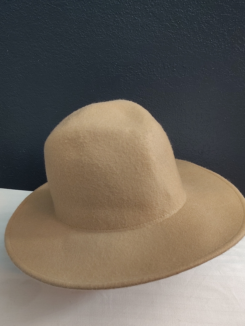 Universal Thread Wool Wide-Brim Hat in Camel Tan